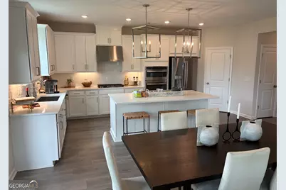 8525 Stratford Oaks Avenue, Ball Ground, GA 30107 - Photo 2