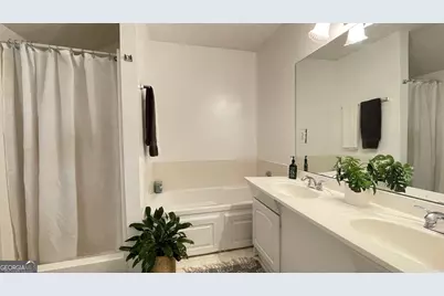 4221 Riverlake Way, Snellville, GA 30039 - Photo 20