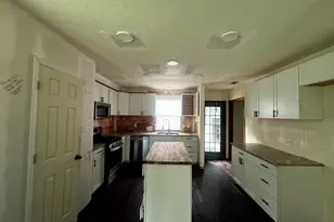 6717 Live Oak Ln, Douglasville, GA 30135 - Photo 10