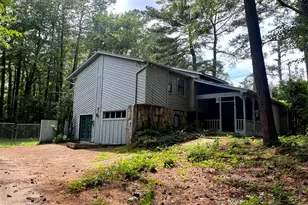 6717 Live Oak Ln, Douglasville, GA 30135 - Photo 2