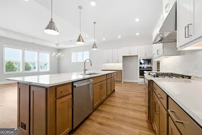 188 Catalina Court, Newnan, GA 30263 - Photo 8
