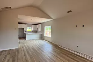 844 Primrose Cir, Greenville, GA 30222 - Photo 6