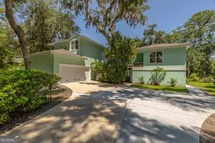 123 Plemmons Dr, Saint Simons, GA 31522 - Photo 6