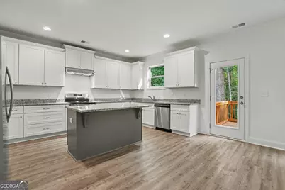 516 Brooks Village Drive, Pendergrass, GA 30567 - Photo 8