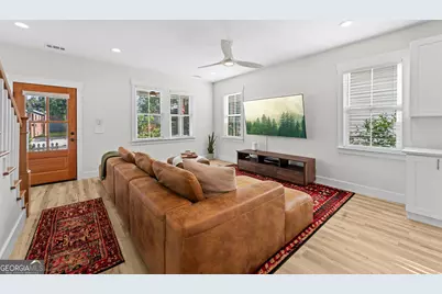 711 E 32nd Street, Savannah, GA 31401 - Photo 18