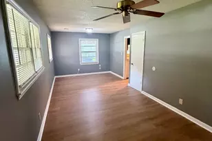 208 Crescent Dr, Warner Robins, GA 31093 - Photo 6