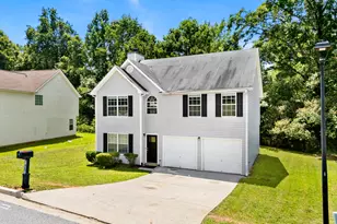 7467 Petunia Dr, Riverdale, GA 30296 - Photo 2