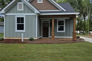 513 Harris St, Monroe, GA 30655 - Photo 2