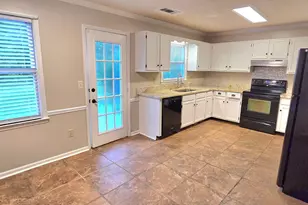 70 Covey Trail, Newnan, GA 30265 - Photo 8