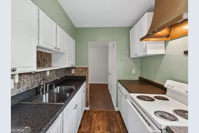 3091 Colonial Way #H4, Atlanta, GA 30341 - Photo 6