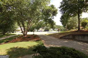 46 Trailwood Ln, Newnan, GA 30265 - Photo 4