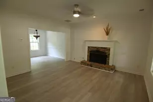 46 Trailwood Ln, Newnan, GA 30265 - Photo 6