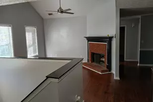 215 Forest Brook Dr, Covington, GA 30016 - Photo 4