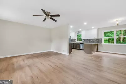 1558 Tanglewood Way NW, Conyers, GA 30012 - Photo 10