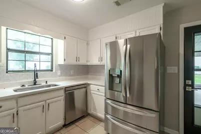 106 Newport Road NE, Milledgeville, GA 31061 - Photo 14