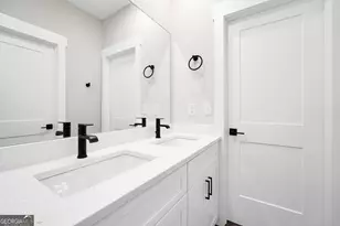 277 E Knight Rd, McDonough, GA 30252 - Photo 12