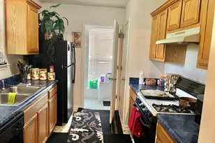 5781 Eagles Feather Ln, Riverdale, GA 30274 - Photo 6
