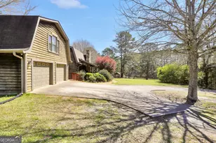 330 Country Kitchen Rd, Barnesville, GA 30204 - Photo 4