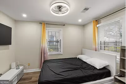 2100 Tiger Flowers Drive, Atlanta, GA 30314 - Photo 16