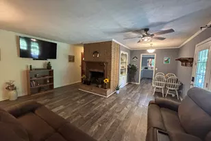 152 Crest Dr, Cochran, GA 31014 - Photo 20