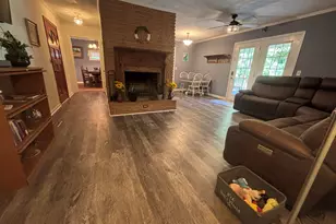 152 Crest Dr, Cochran, GA 31014 - Photo 18