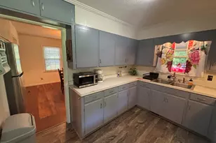 152 Crest Dr, Cochran, GA 31014 - Photo 10