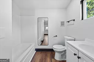 604 W 40th St, Savannah, GA 31415 - Photo 26