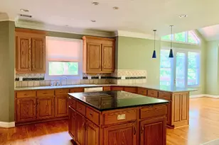 727 Kings Bench Dr, Hartwell, GA 30643 - Photo 6