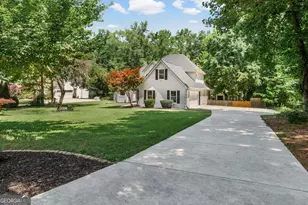 275 Mosby Woods Dr, Newnan, GA 30265 - Photo 2