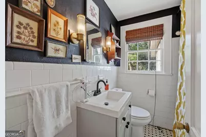 2301 E 40th Street, Savannah, GA 31404 - Photo 12