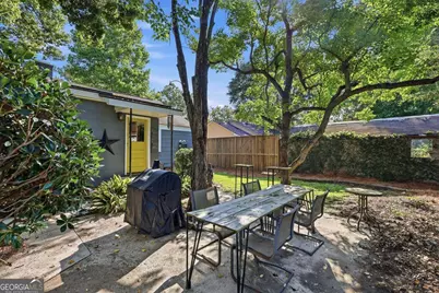 2301 E 40th Street, Savannah, GA 31404 - Photo 34
