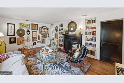 2301 E 40th Street, Savannah, GA 31404 - Photo 8