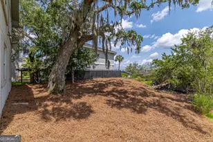 614 Cedar St, Saint Simons, GA 31522 - Photo 40