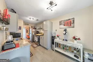 1688 Grist Mill Dr, Marietta, GA 30062 - Photo 4