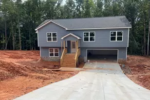 270 Stonington Dr, Mount Airy, GA 30563 - Photo 1