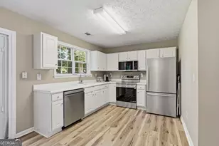 3735 Wake Robin Way, Cumming, GA 30040 - Photo 16