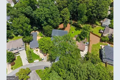 2400 Burch Circle NE, Atlanta, GA 30319 - Photo 86