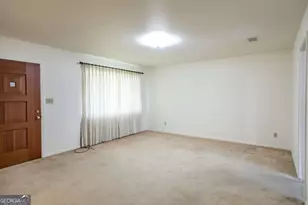705 Beville St, Waycross, GA 31501 - Photo 14