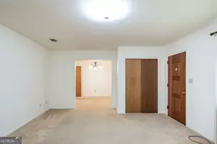 705 Beville St, Waycross, GA 31501 - Photo 12