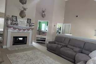 1524 Queen Elizabeth Dr, Locust Grove, GA 30248 - Photo 10