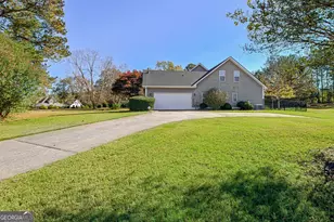 100 Clydesdale Ct, Tyrone, GA 30290 - Photo 4