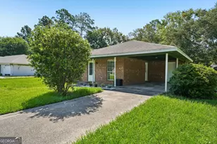 310 Watts St, Saint Marys, GA 31558 - Photo 8