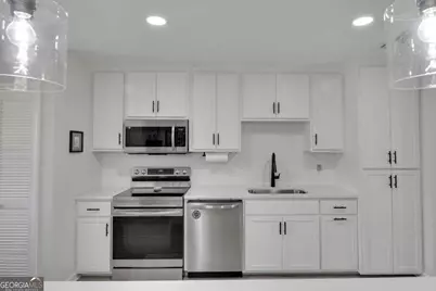 243 Tennessee Avenue, Saint Simons, GA 31522 - Photo 16