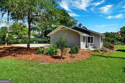 243 Tennessee Avenue, Saint Simons, GA 31522 - Photo 32