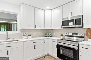 192 Shalloway Dr NE, Kennesaw, GA 30144 - Photo 4