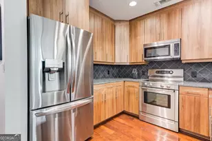 1080 Peachtree St NE, Atlanta, GA 30309 - Photo 12