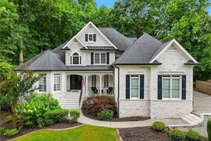 5025 Towne Lake Hill N, Woodstock, GA 30189 - Photo 2