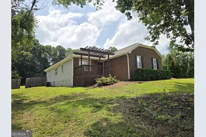 125 Planters Walk, Locust Grove, GA 30248 - Photo 2