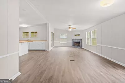 176 Barn Road Circle, Jesup, GA 31545 - Photo 2