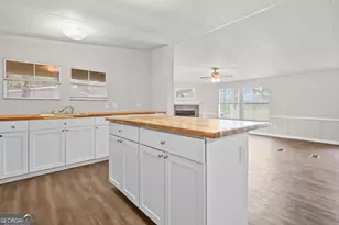 176 Barn Road Circle, Jesup, GA 31545 - Photo 16